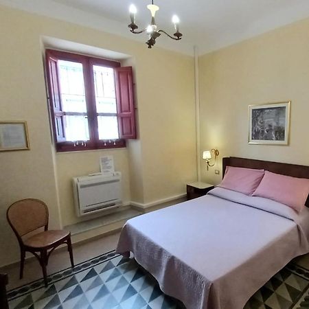 B&B Antica Villa Куарту-Сант'Элена Экстерьер фото